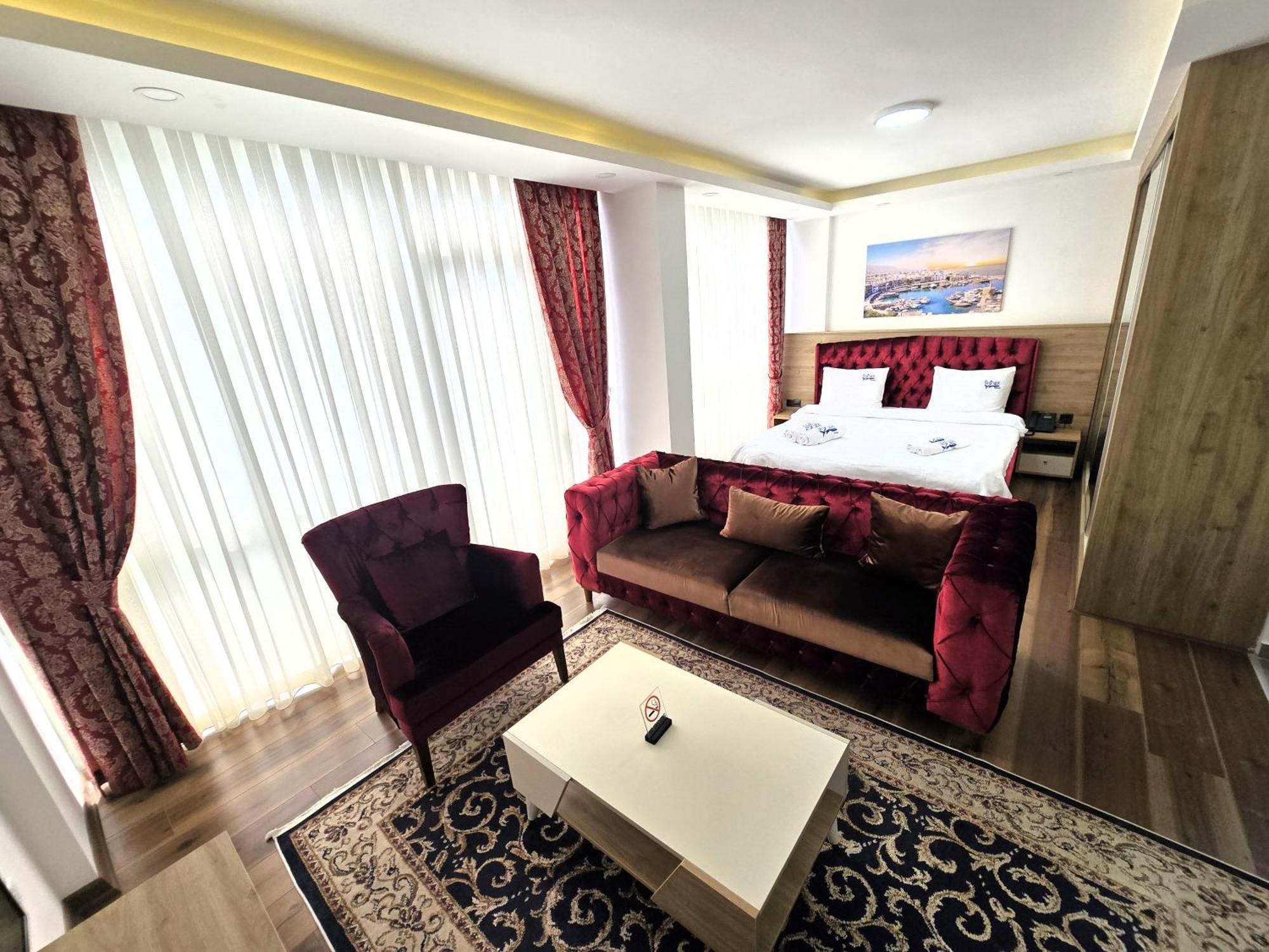 Nurel Shark Residence Kyrenia  Exterior foto