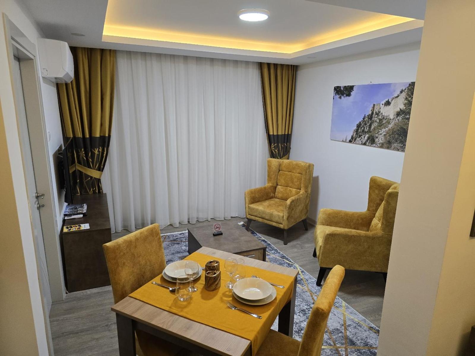 Nurel Shark Residence Kyrenia  Exterior foto