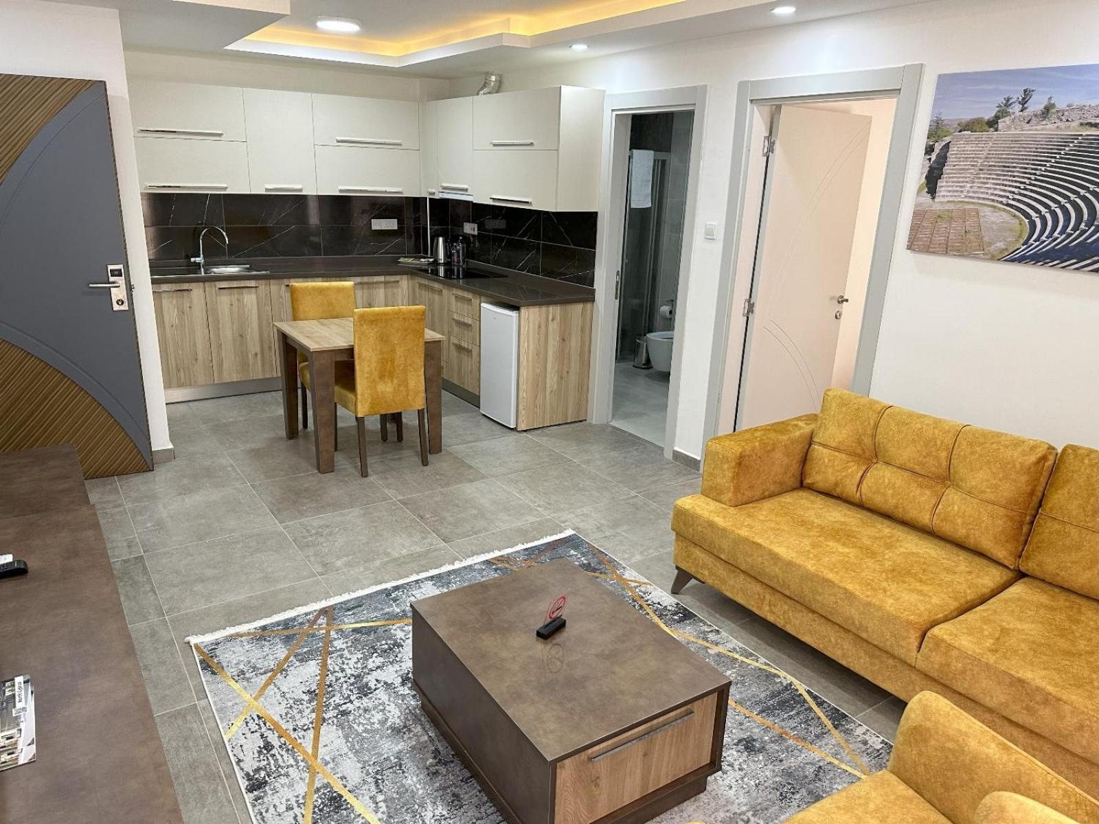 Nurel Shark Residence Kyrenia  Exterior foto